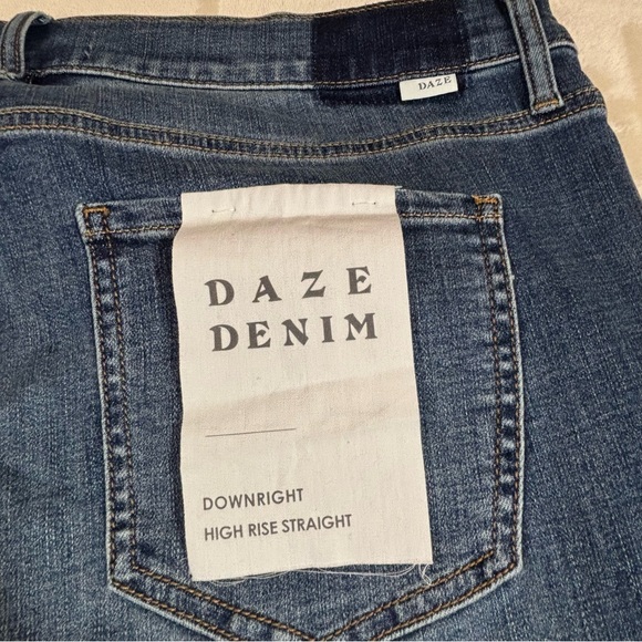 Daze Denim High Rise Straight Leg Classic Denim Jeans Stretch 16W NWT - Picture 2 of 9